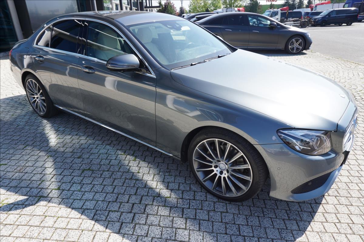 Mercedes-Benz Tdy E 2,0 E 220 d,CZ pvod