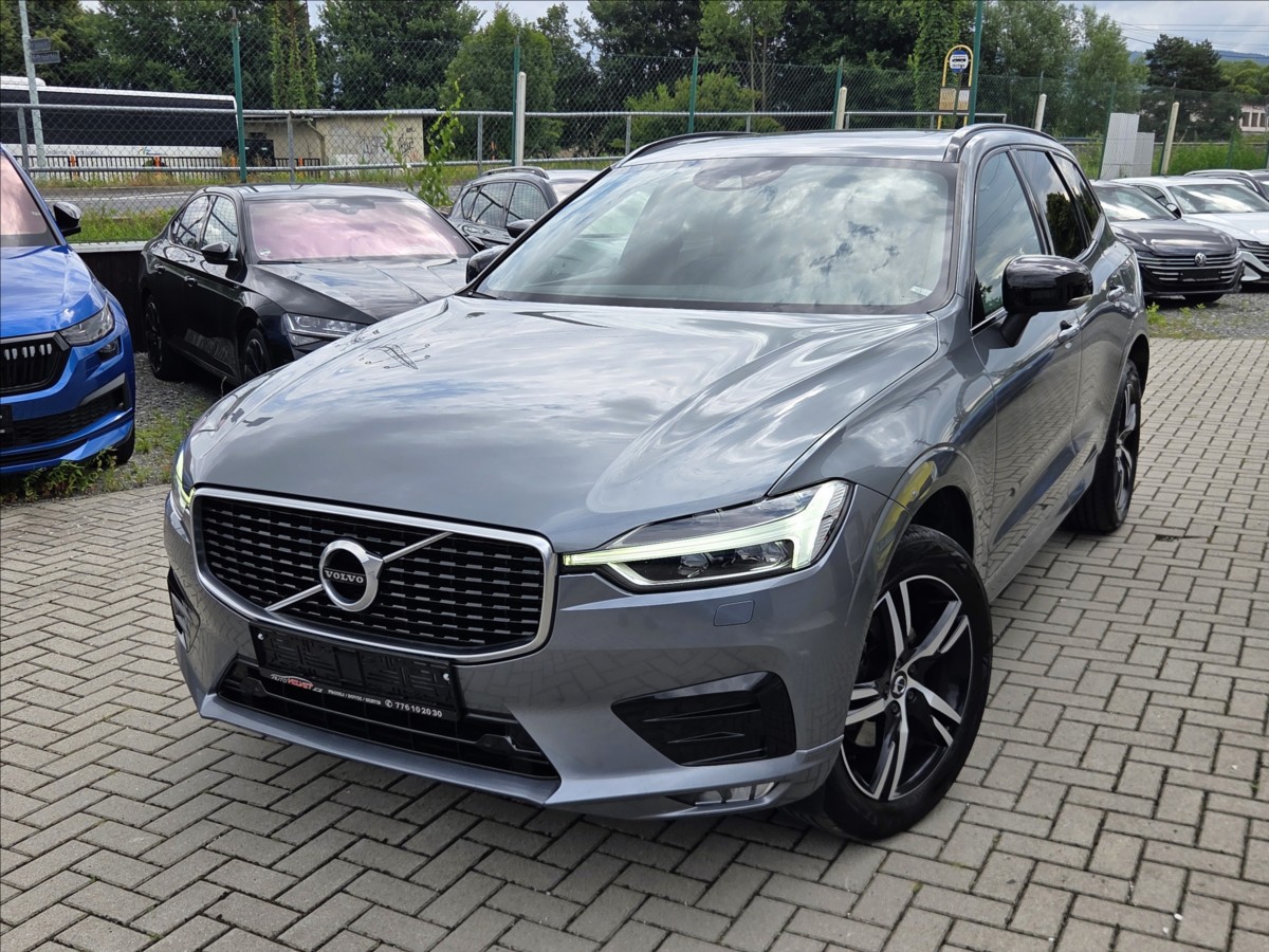 Volvo XC60 2,0 D4 R Design *KAMERA*PANORAMA*