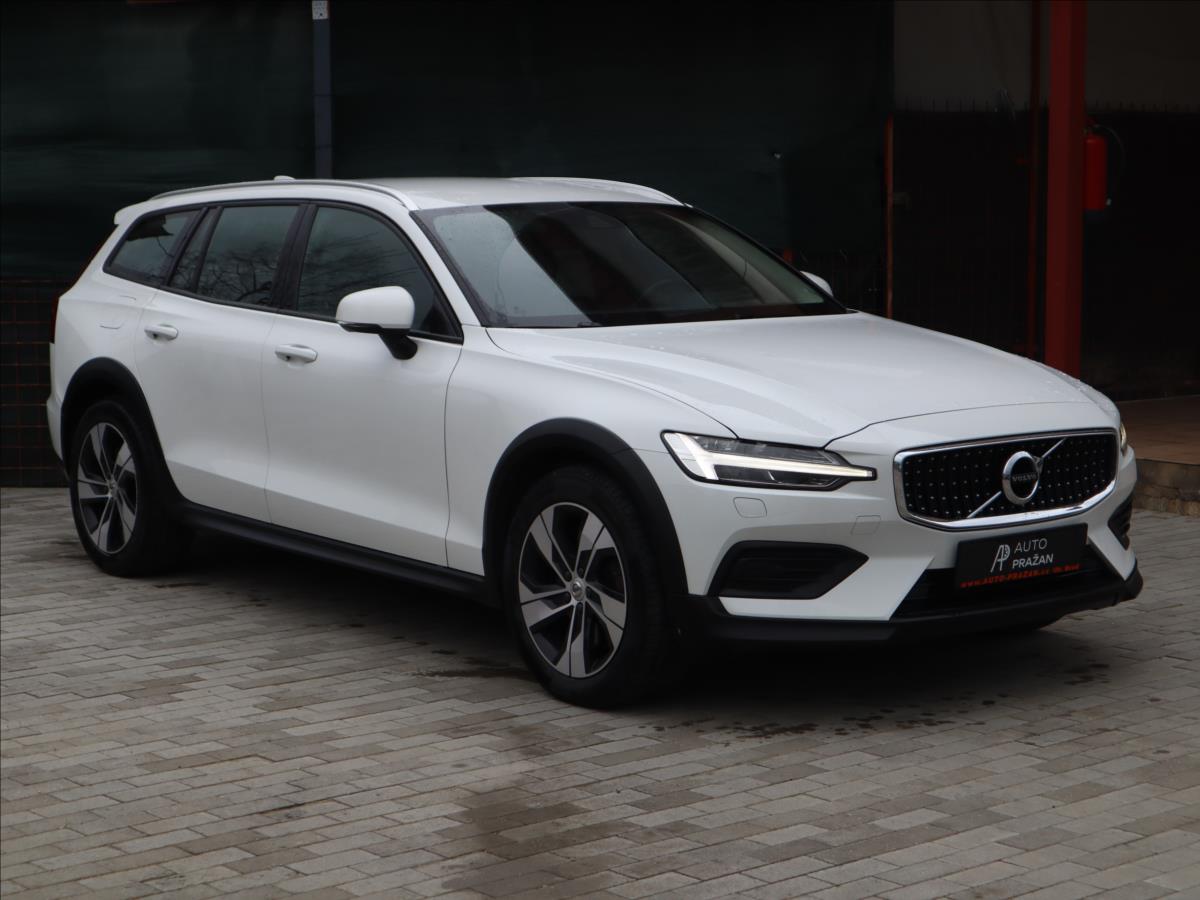 Volvo V60 2,0 CrossCountry AWD Po rozvodech