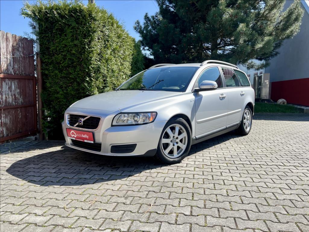 Volvo V50 1,6 D2 D4164T momentum