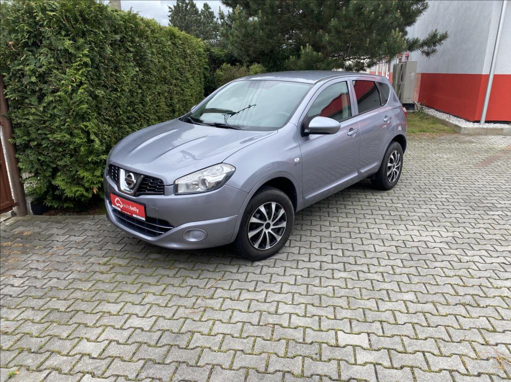 Nissan Qashqai 1,5 DCI / klima  VISIA - moc hezk auto