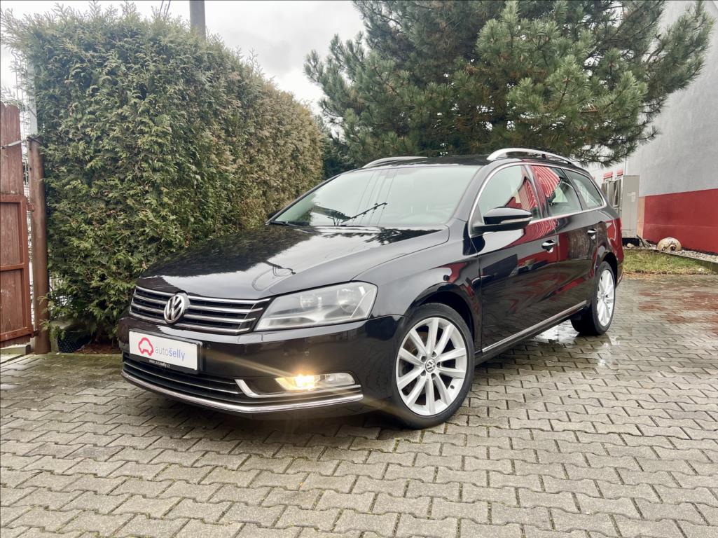 Volkswagen Passat 2,0 TDi DSG HIGHLINE / NAVI
