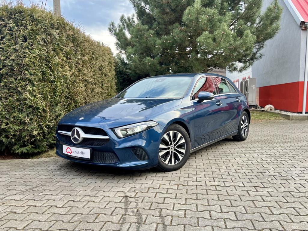 Mercedes-Benz Tdy A 2,0 A 200 d / VHEV / LED
