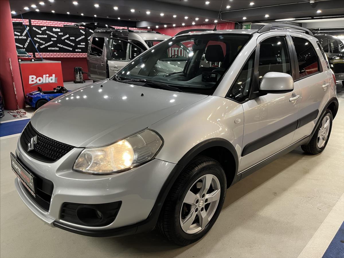 Suzuki SX4 1,6 i - 4X4  GLX