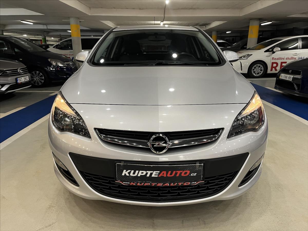 Opel Astra 1,4 1.4i 103kW  Sports Tourer