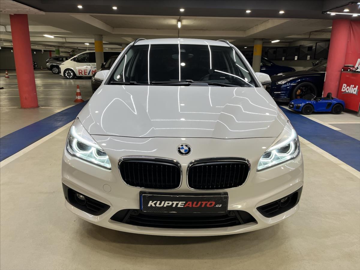 BMW ada 2 1,5 216d ADVANTAGE