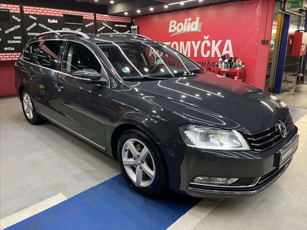 Volkswagen Passat Variant 2,0 TDi  Servisovan!  Highline