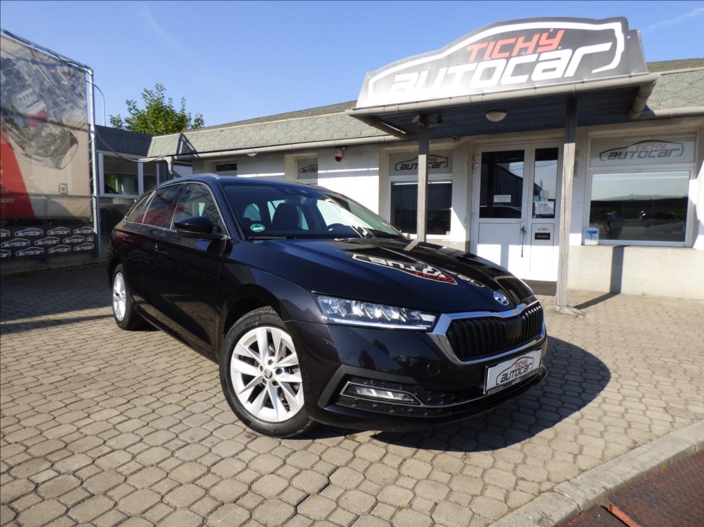 koda Octavia 2,0 TDI,LED,Navigace,koda servis