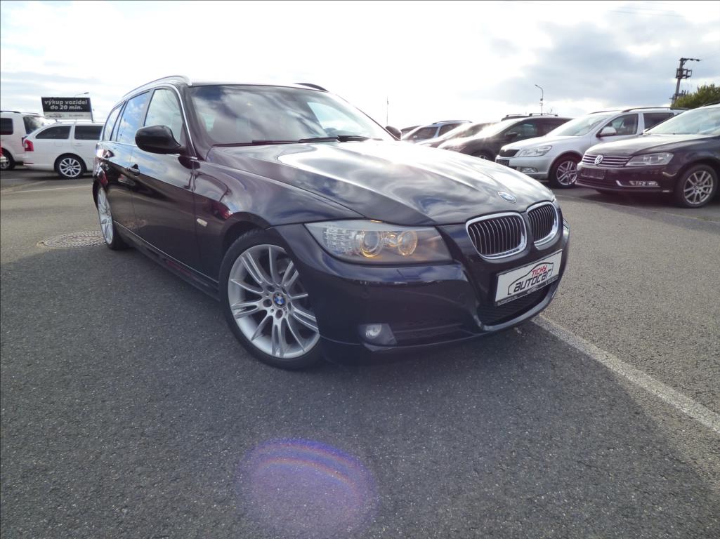 BMW ada 3 3,0 330d,M-Paket,Bi-Xenon,Navi,Panorama
