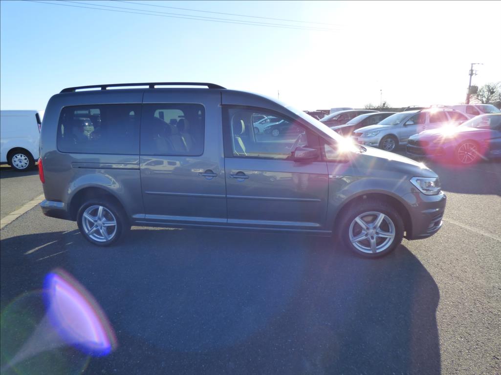 Volkswagen Caddy 2,0 TDI DSG Maxi,model 2020,110kW,Navi  Comfortline
