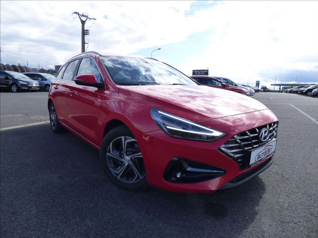 Hyundai i30 1,0 T-GDI,1.maj.ČR,Digi Klima,Hyundai servis  Family