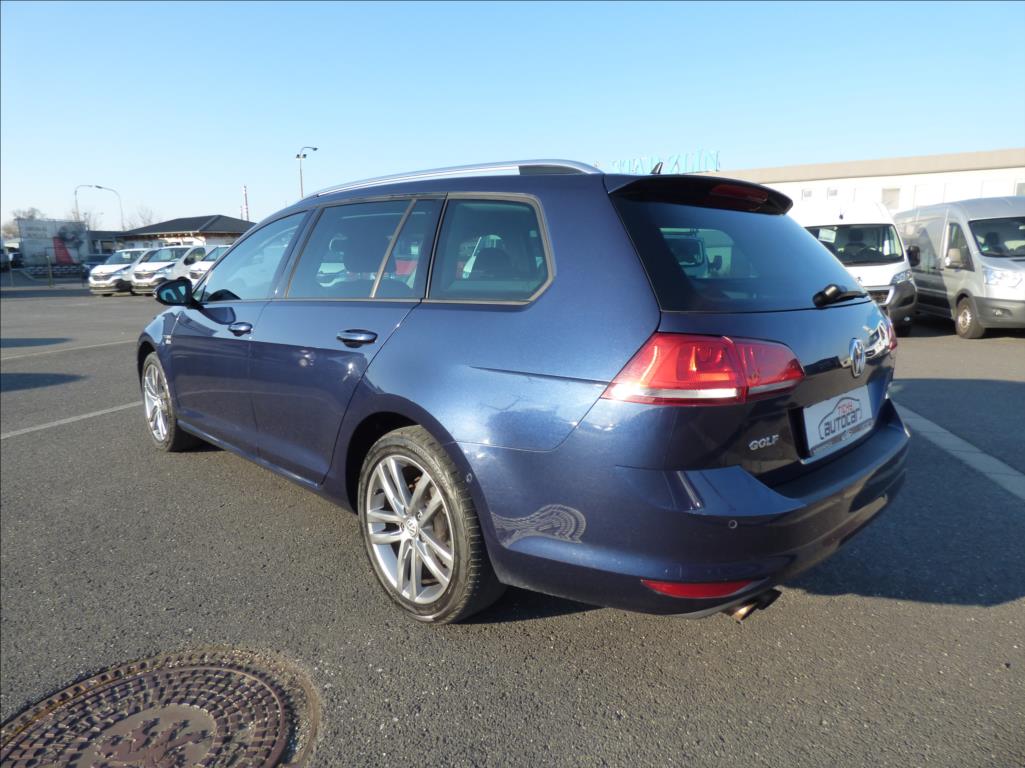 Volkswagen Golf 1,4 TSI DSG,Bi-Xenon,Navi,VW servis Cup