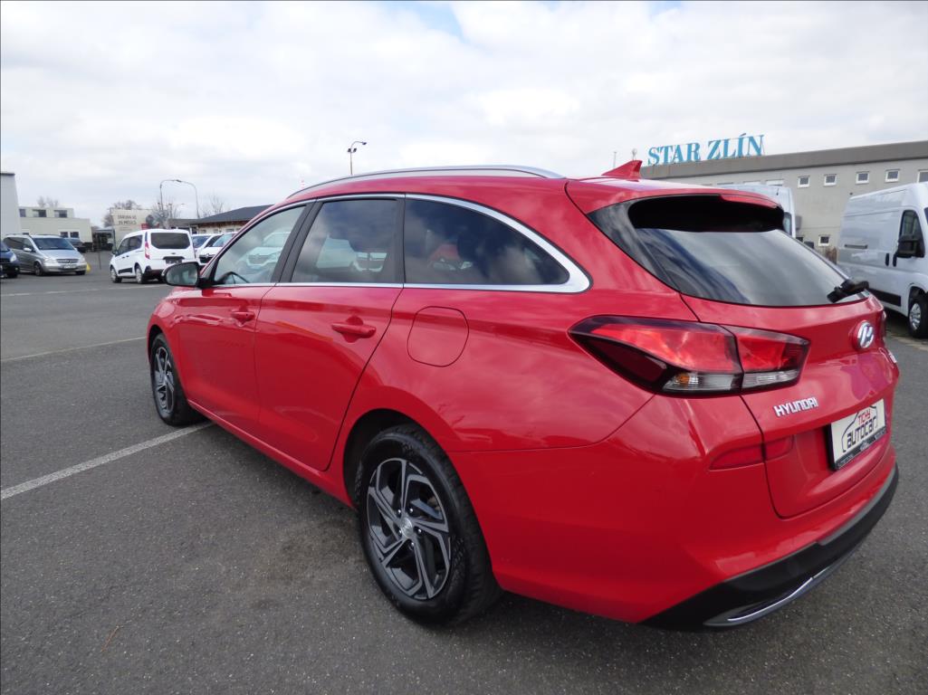 Hyundai i30 1,0 T-GDI,1.maj.ČR,Digi Klima,Hyundai servis Family