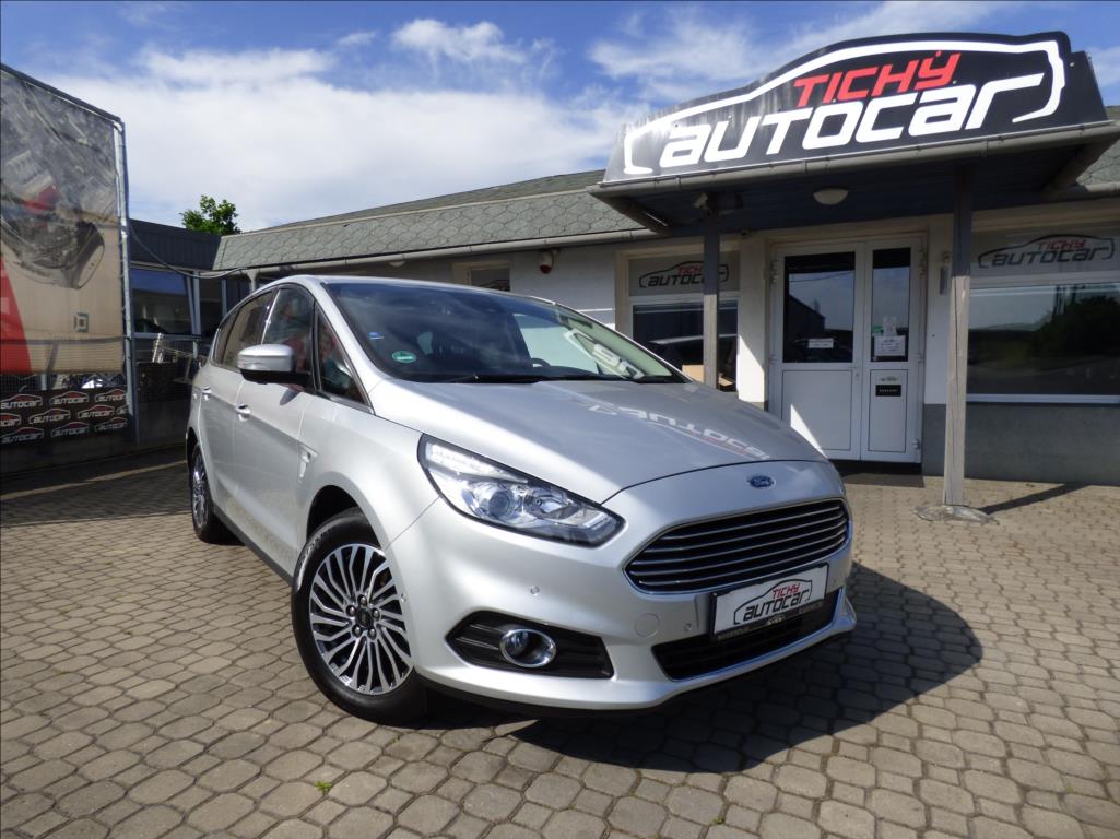 Ford S-MAX 2,0 model 2020,Titanium,Navi,Ford servis  Titanium