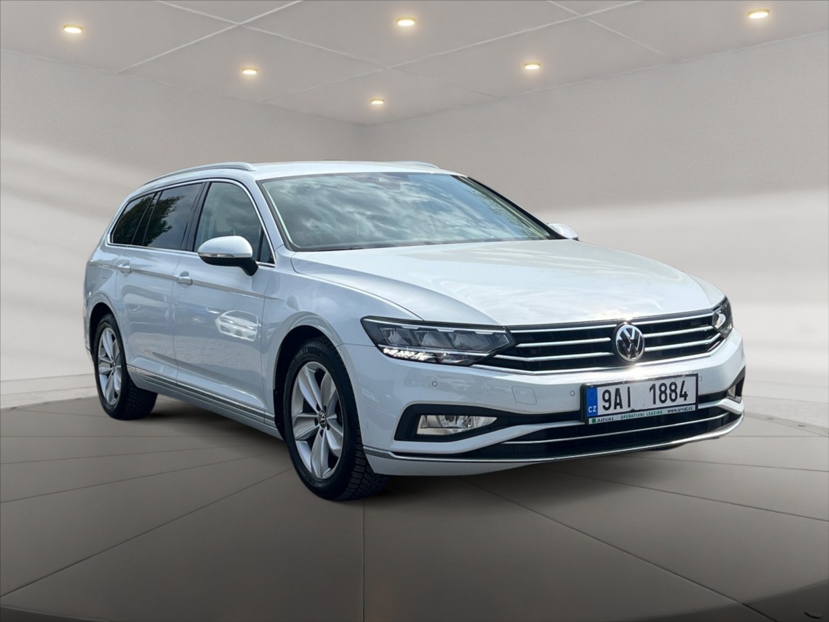 Volkswagen Passat 2,0 TDI BMT 110kW DSG Elegance Variant