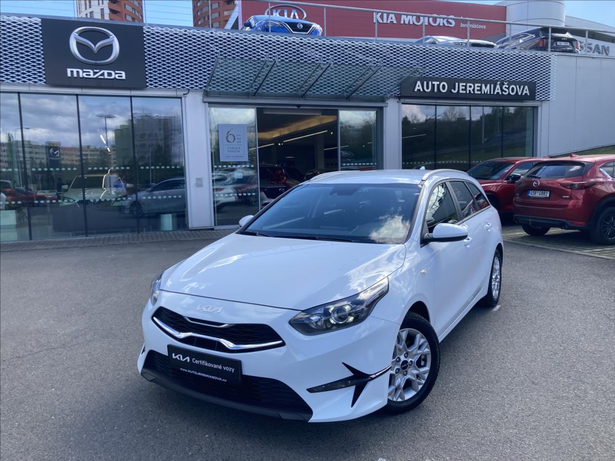 Kia Ceed 1,5 TGDI 118kW ZRUKA TOP STAV