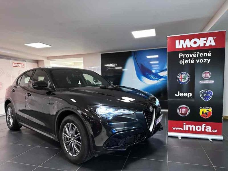 Alfa Romeo Stelvio MY23 2.2 JTDm 210k AT8 ZF Q4 4