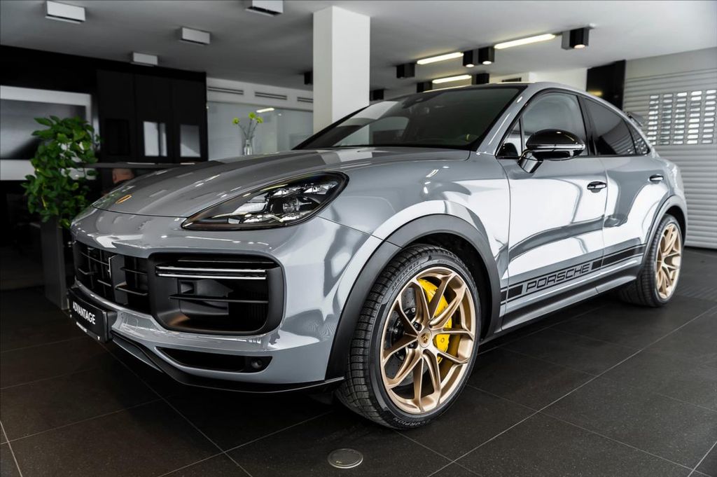 Porsche Cayenne Coupe Turbo GT ACC/Burm High-E