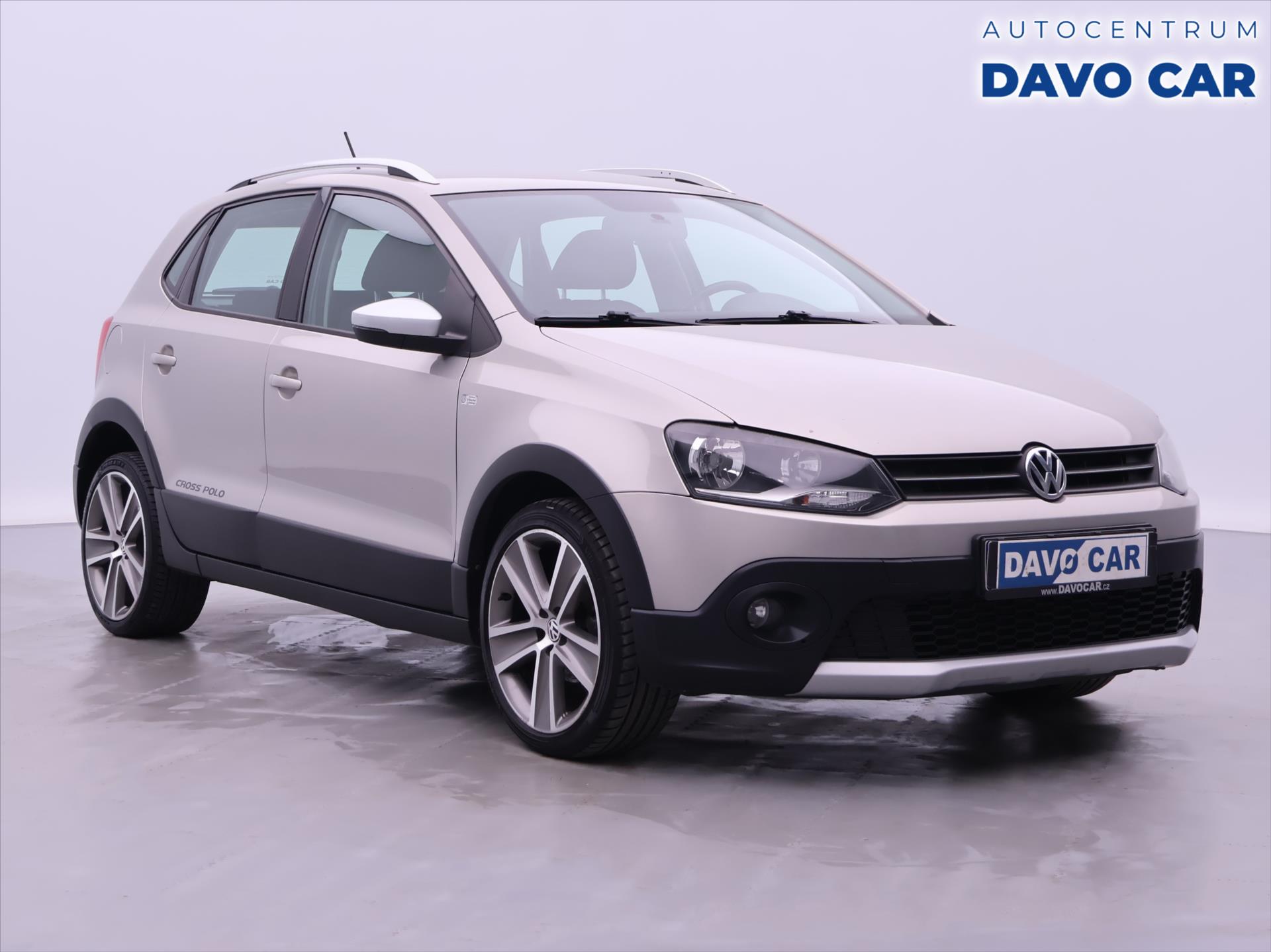Volkswagen Polo 1,2 i 51kW Cross Aut. Klima