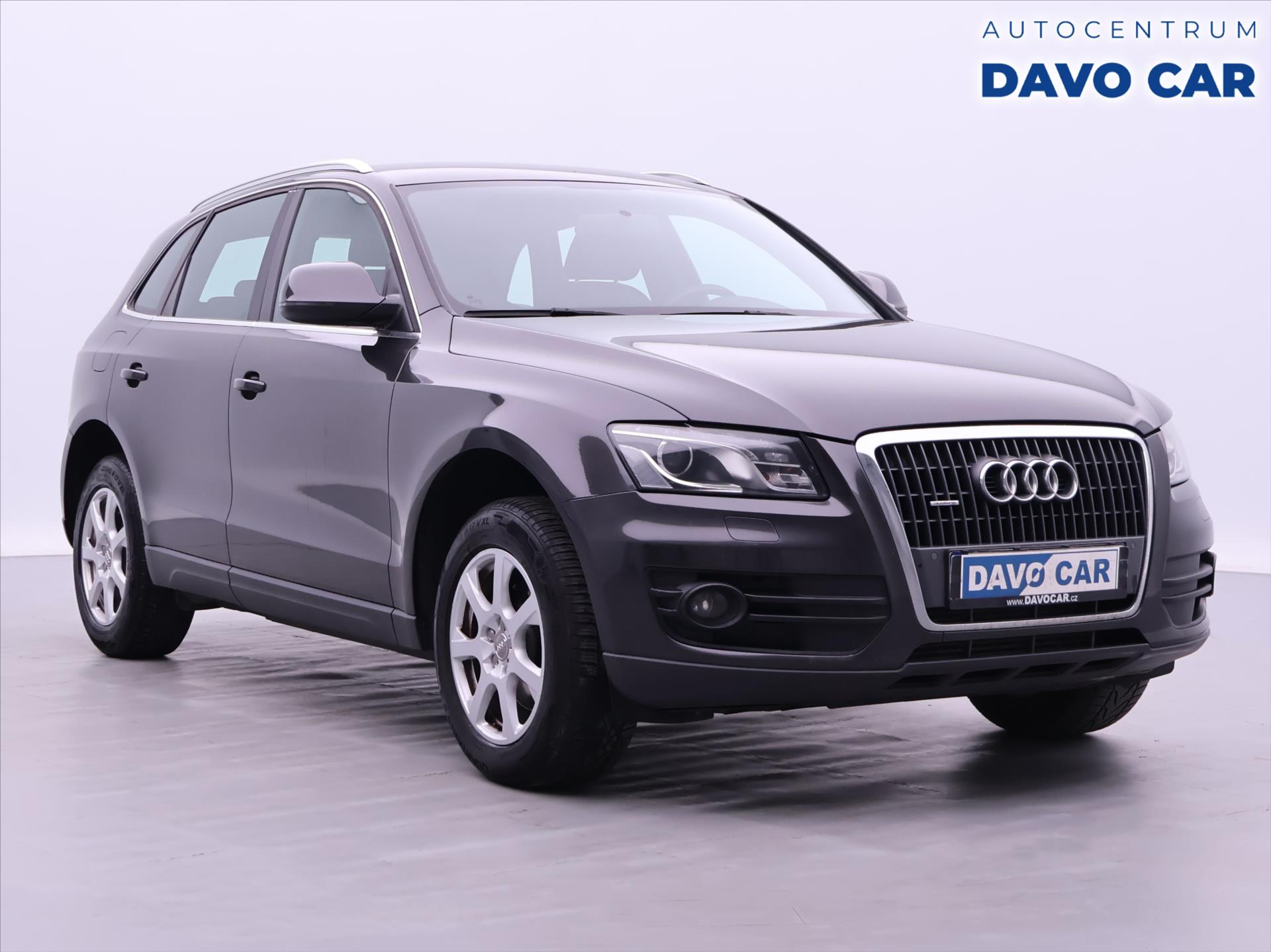 Audi Q5 2,0 TDI Quattro Xenon CZ