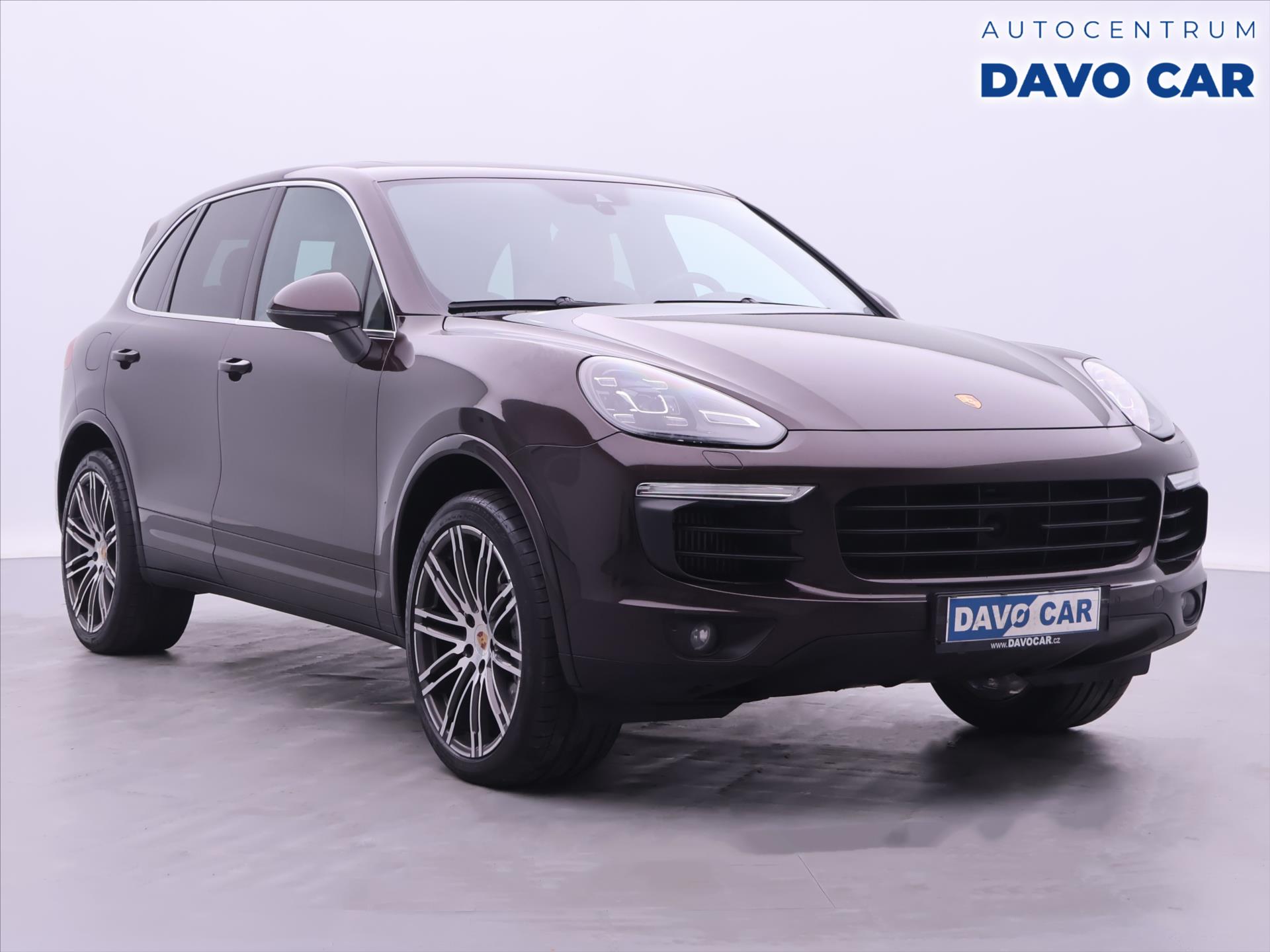 Porsche Cayenne 4,1 V8 283kW S Platinum DPH