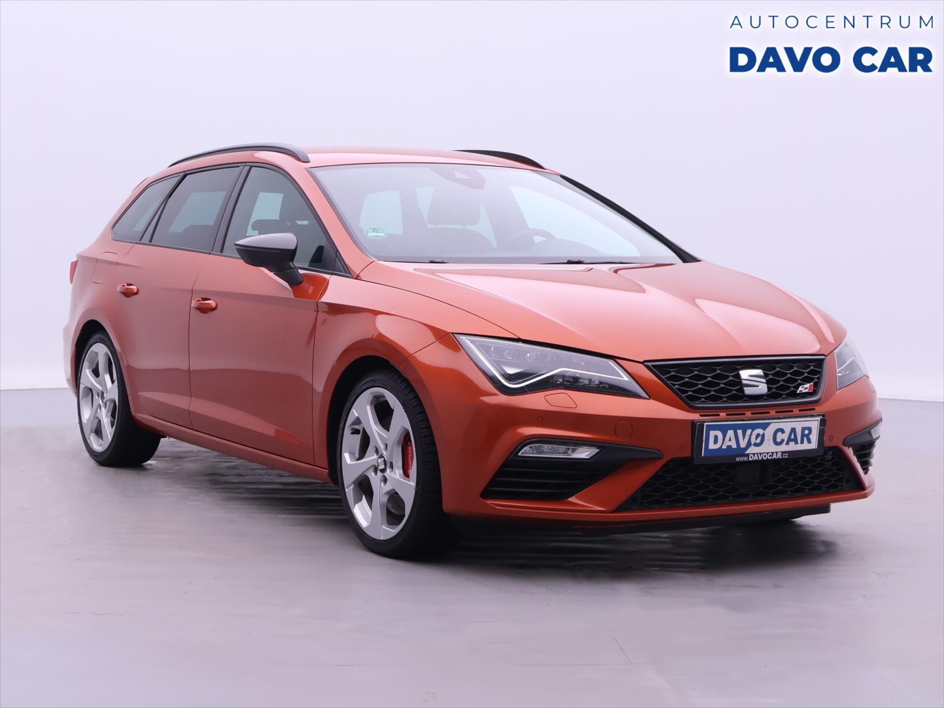 Seat Leon 2,0 TSI 221kW DSG Cupra CZ DPH