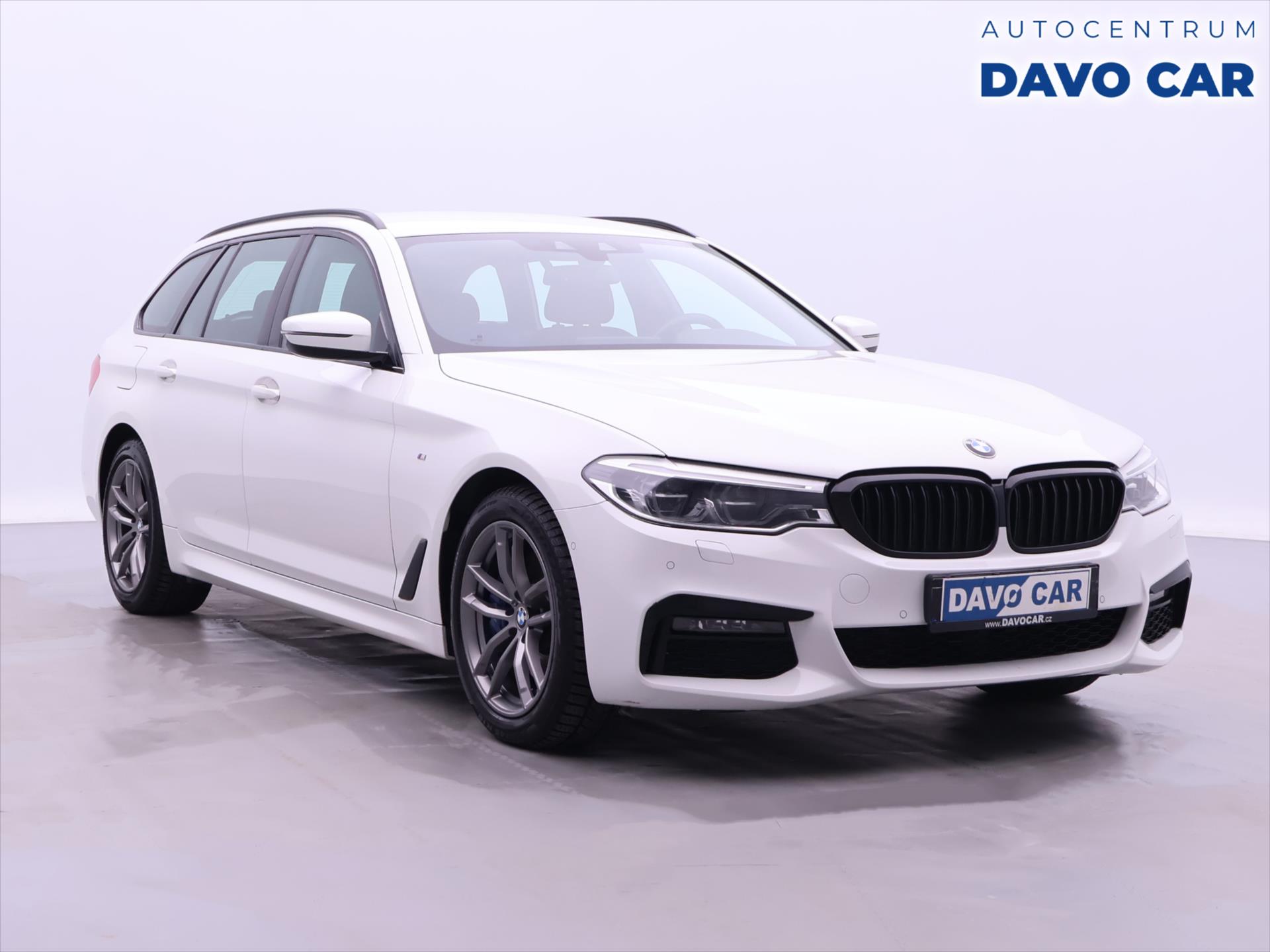 BMW ada 5 3,0 530d xDrive CZ M-paket DPH