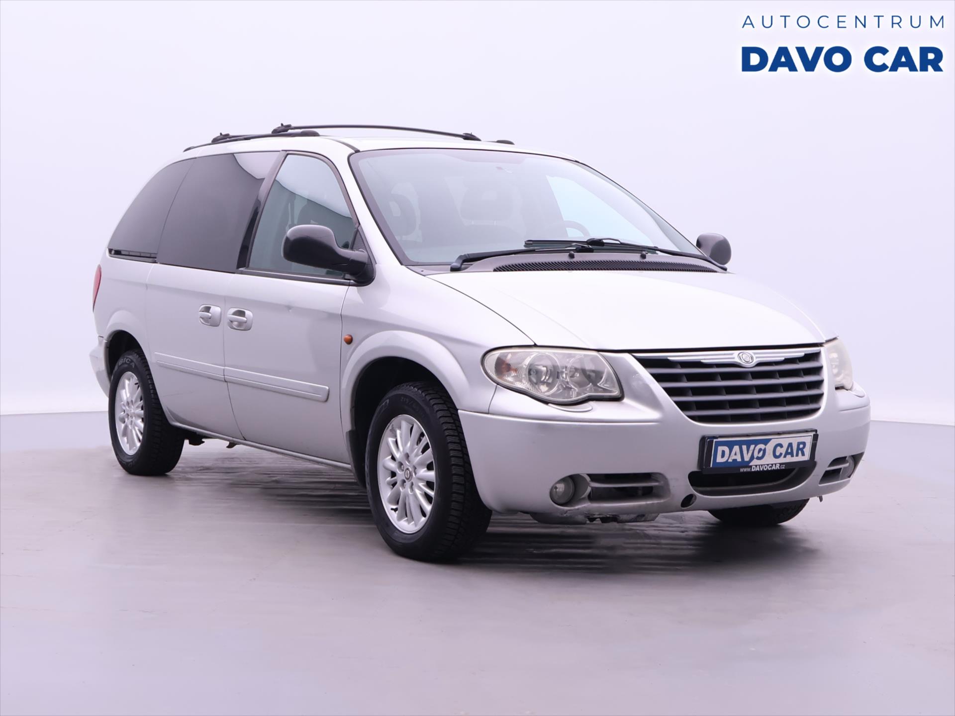 Chrysler Voyager 2,5 CRD 7-Mst Tan STK 2/26