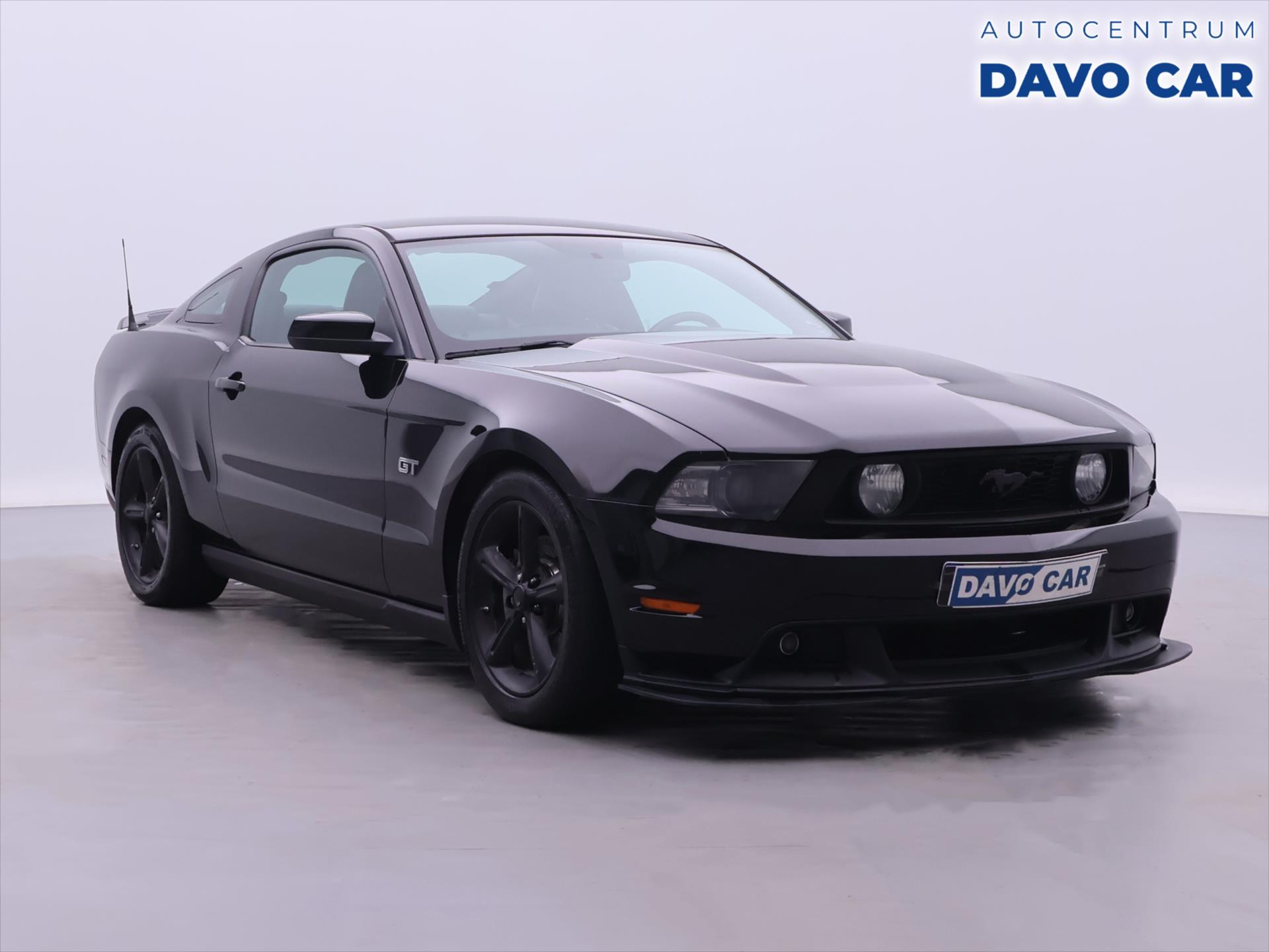 Ford Mustang 4,6 V8 224kW Automat Ke