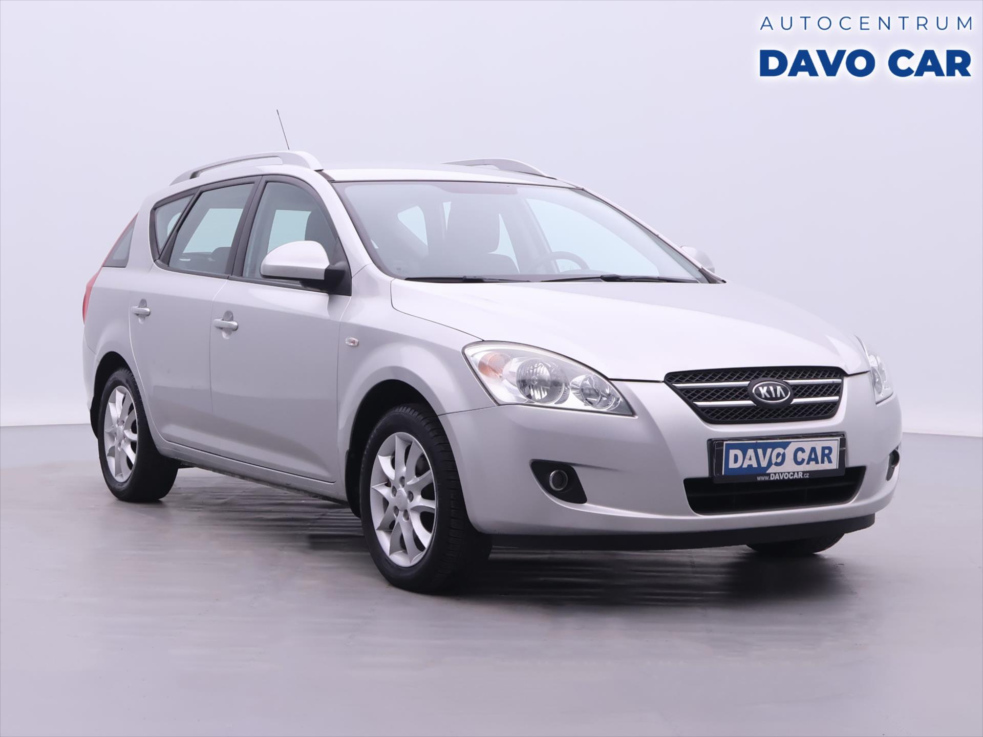 Kia Ceed 1,6 i 89kW CZ Klimatizace