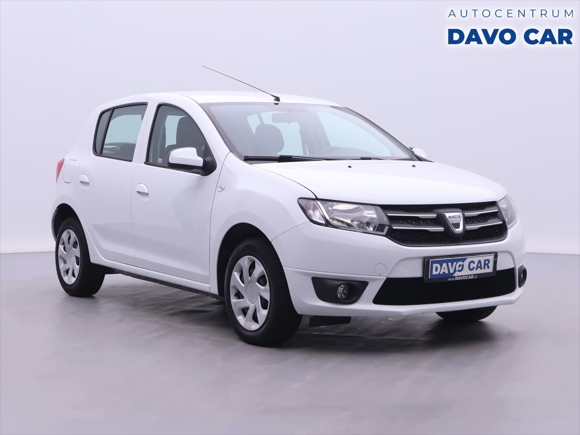 Dacia Sandero 1,2 16V 54kW Ambiance CZ 1Maj