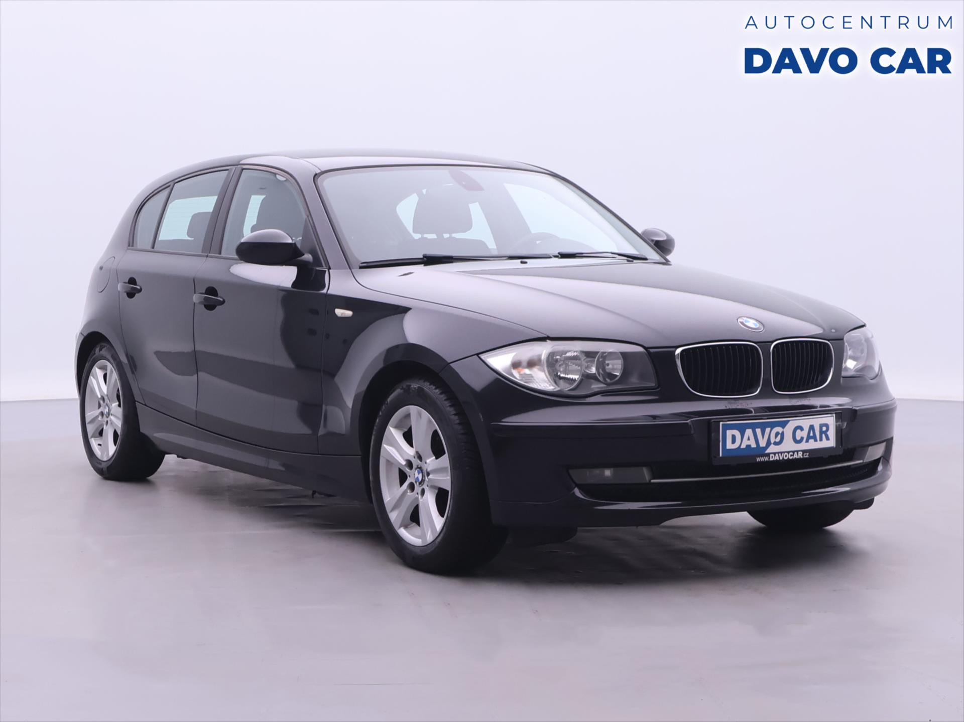 BMW ada 1 2,0 118i 105kW Tempomat 1.Maj.
