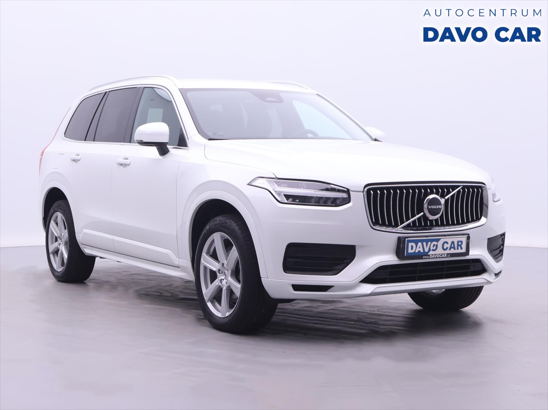 Volvo XC90 2,0 B5 173kW AWD CZ 1.Maj DPH