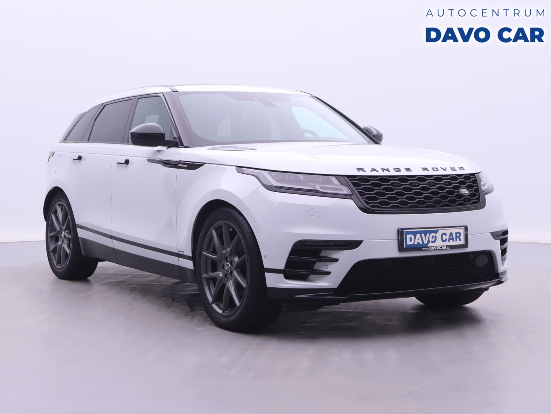 Land Rover Range Rover Velar 3,0 D275 202kW R-Dynamic DPH