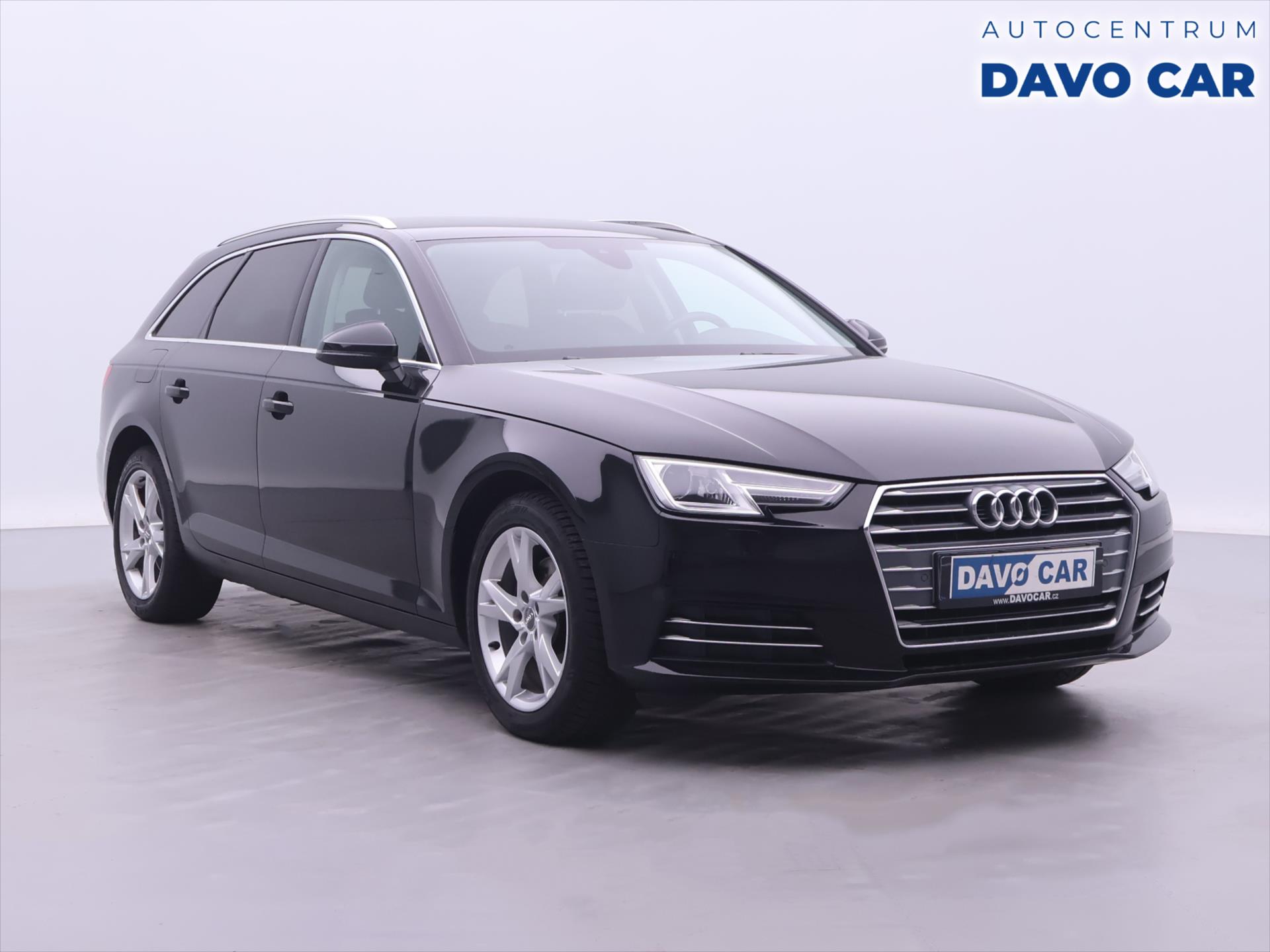 Audi A4 2,0 TDI 110kW Sport Navi Xenon