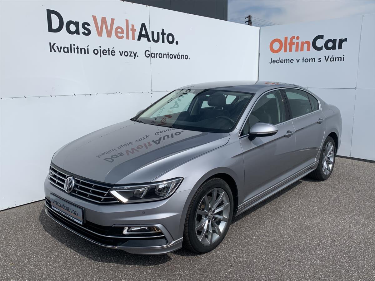 Volkswagen Passat 2,0 TDi 110kW R-line  B8