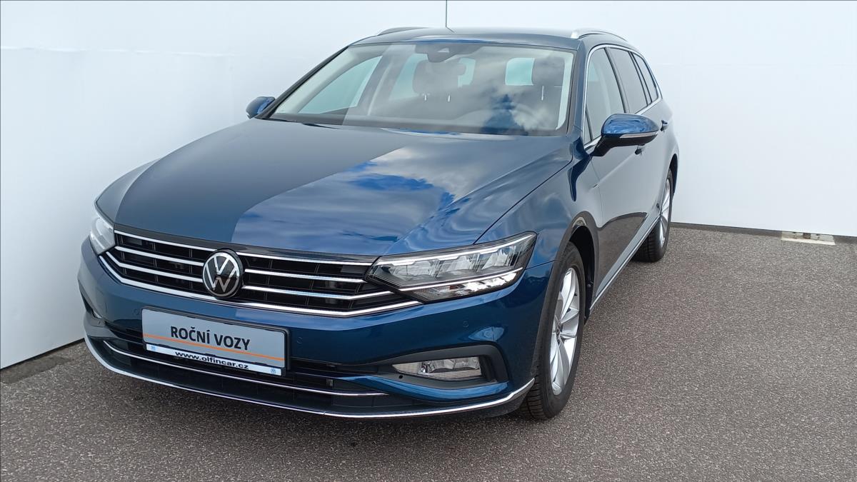 Volkswagen Passat Variant 2,0 TDi 110kW 7DSG ELEGANCE  B8 FL