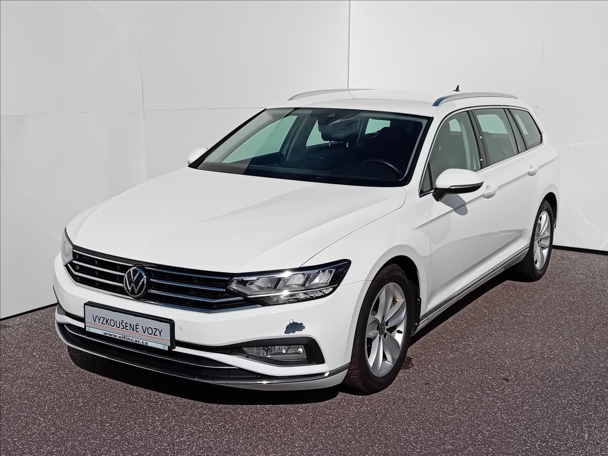 Volkswagen Passat Variant 2,0 TDi 110kW 7DSG ELEGANCE  B8 FL
