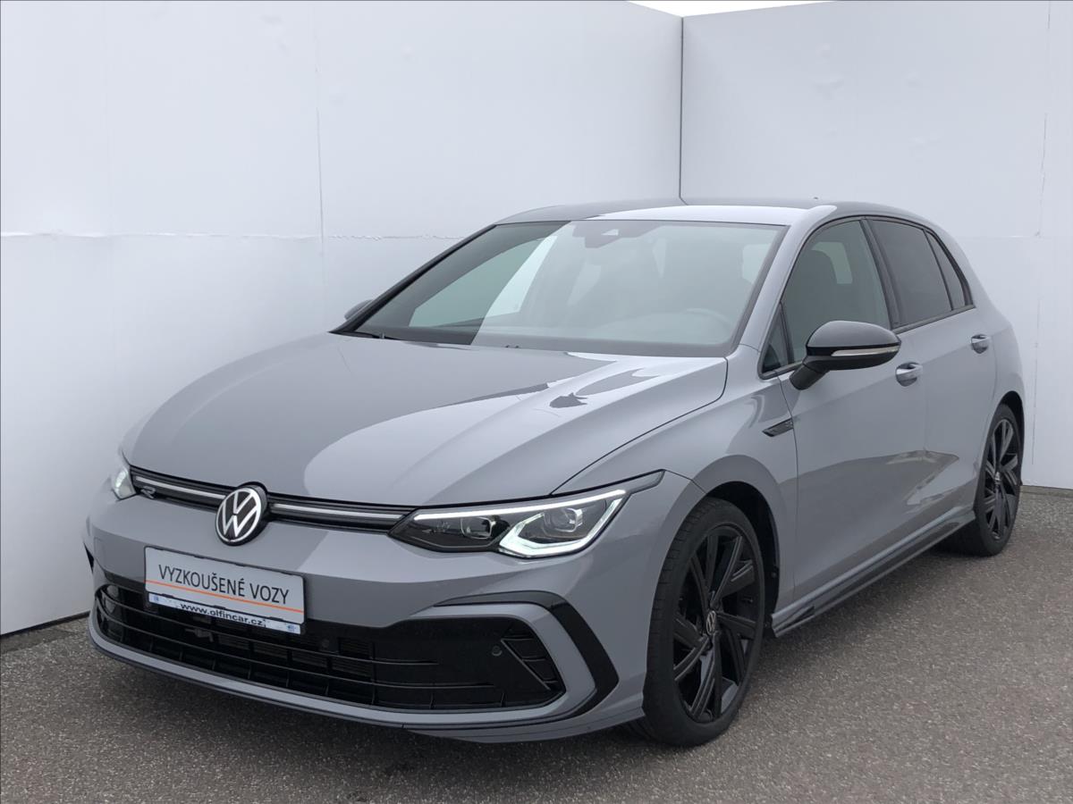 Volkswagen Golf 1,5 TSi 110kW R-line  8