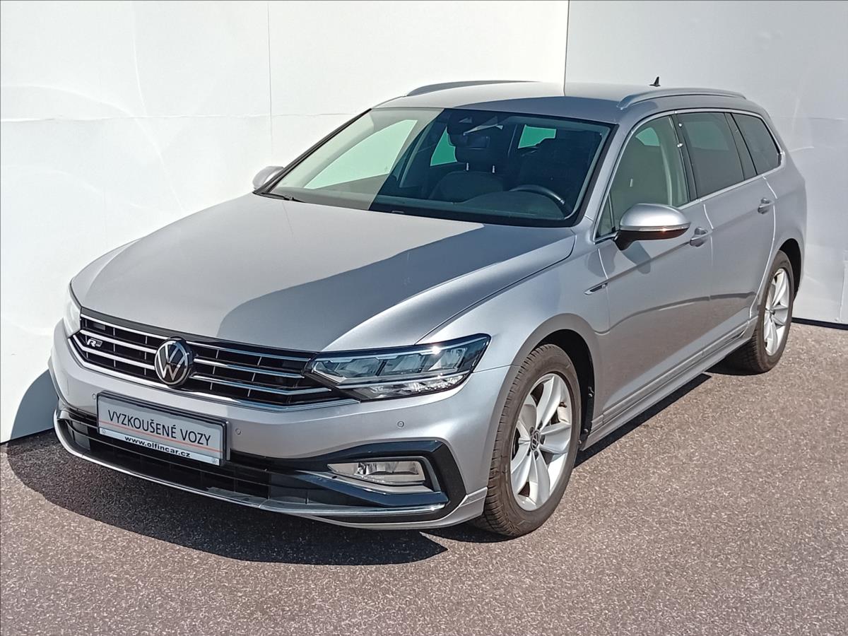 Volkswagen Passat Variant 2,0 TDi 110kW 7DSG R-LINE  B8 FL