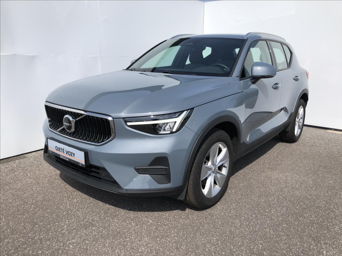 Volvo XC40 2,0 FWD BENZIN CORE  B3