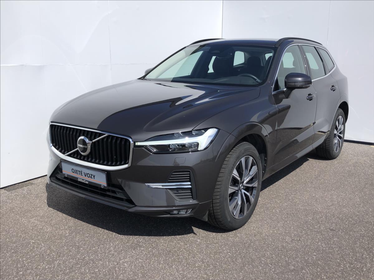 Volvo XC60 2,0 AWD MOMENTUM PRO  B4