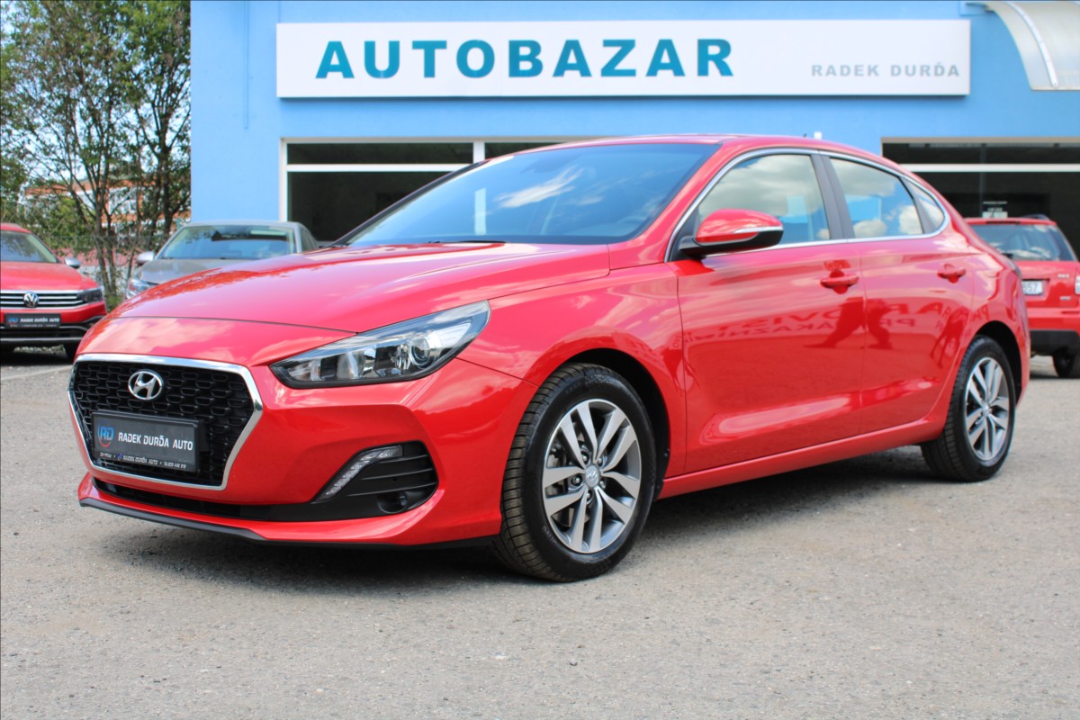Hyundai i30 1,0 T-GDI ČR,1.MAJ, FASTBACK