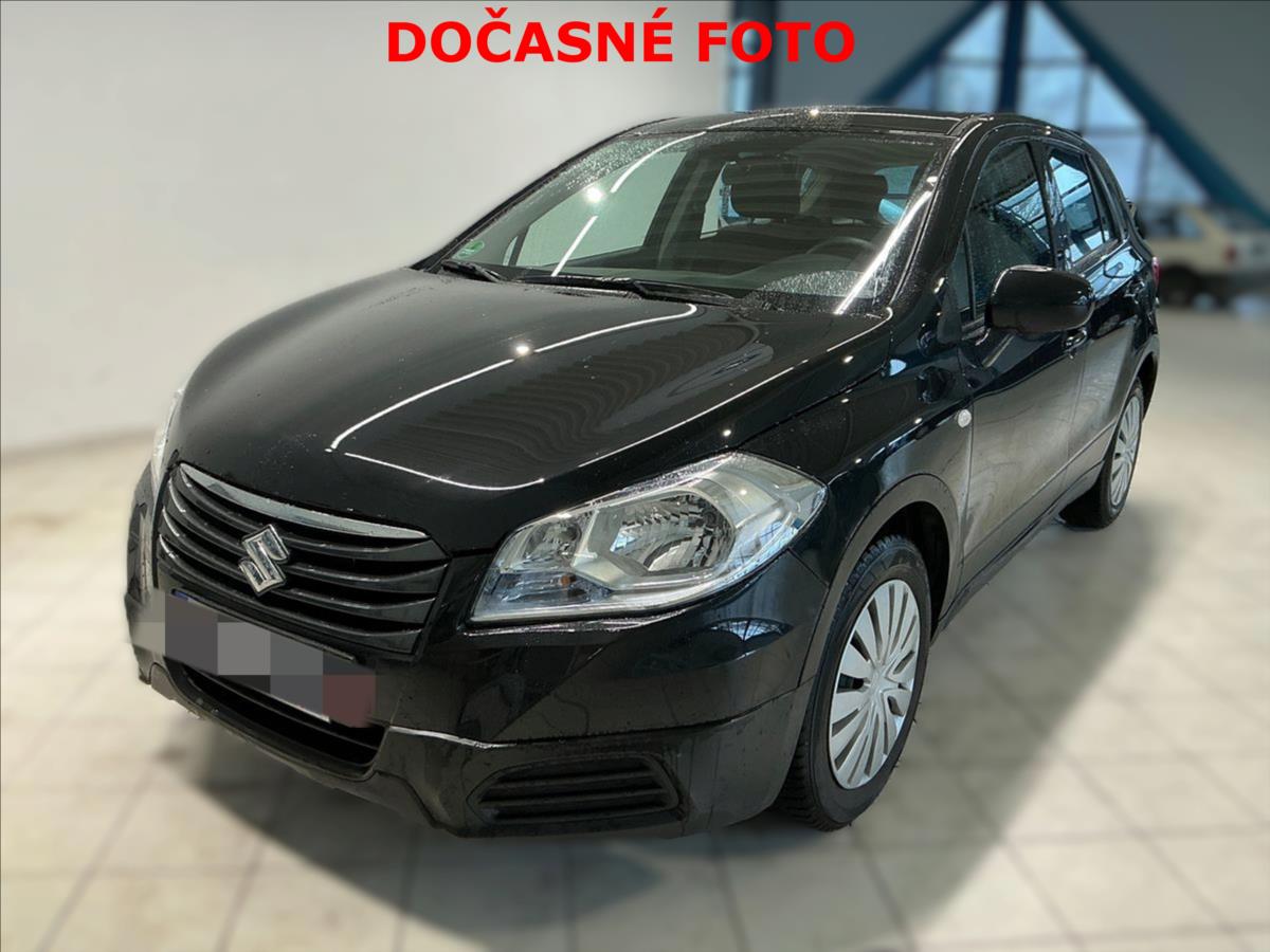 Suzuki SX4 S-Cross 1,6 VVT JEN 24 000km!!  PREMIUM