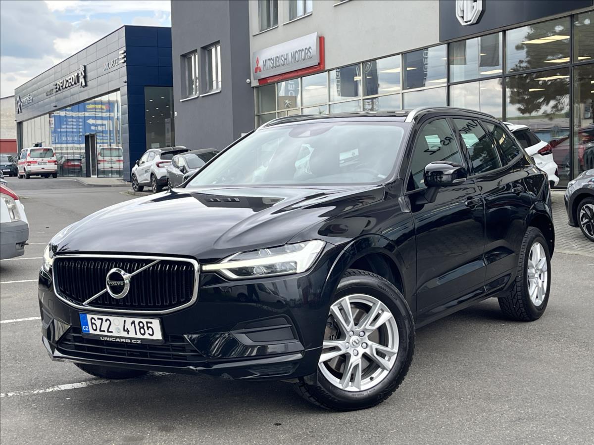 Volvo XC60 2,0 T5  R Momentum AWD AT
