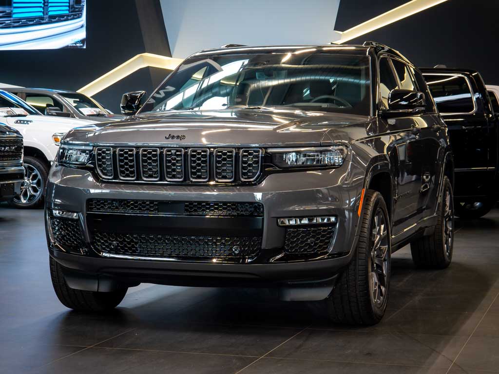 Jeep Grand Cherokee 5.7 Summit Reserve L V8 HeadUp