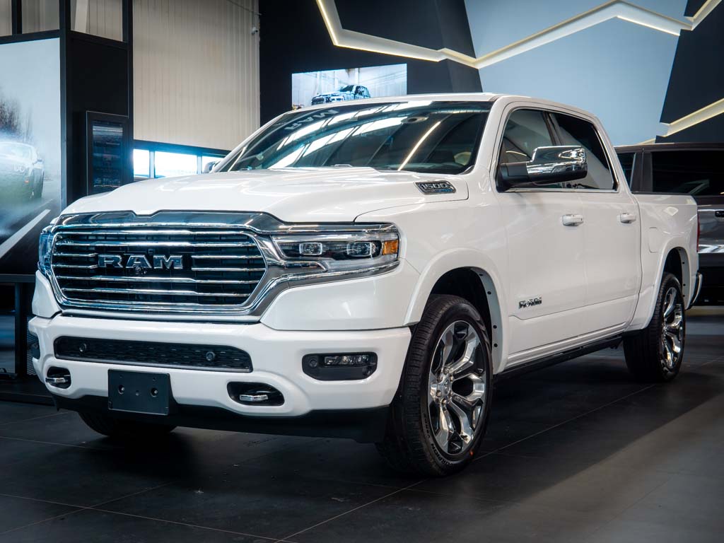 Dodge RAM 5.7 V8 eTorque, Longhorn