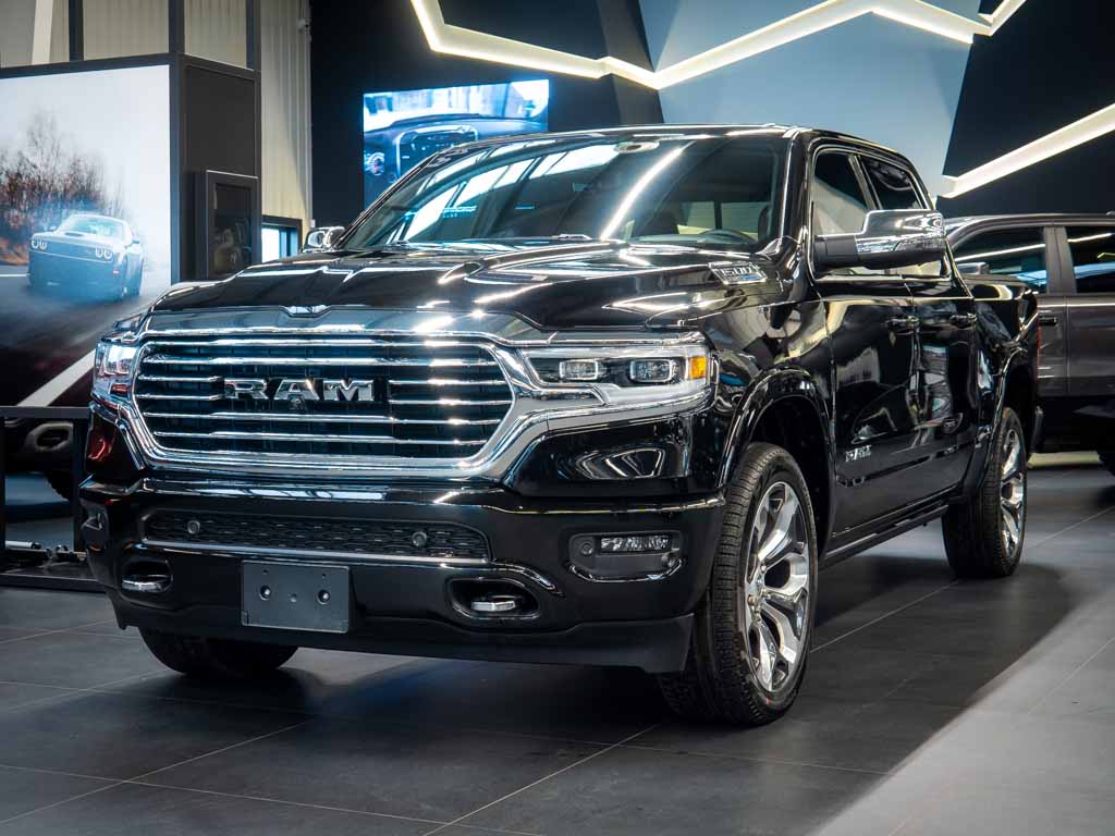 Dodge RAM 5.7 Longhorn 22Alu Kryt korby