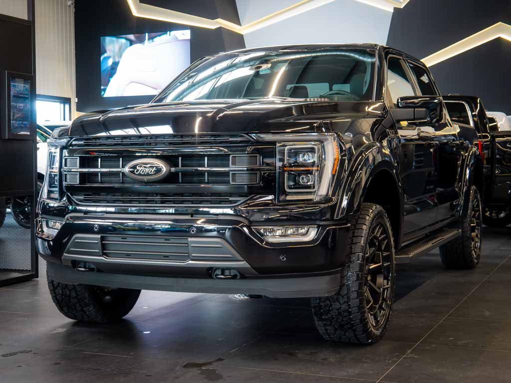 Ford F-150 5.0 V8 Lariat 2