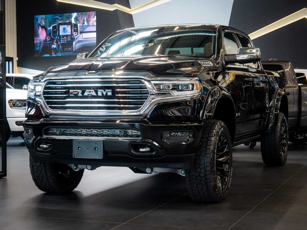 Dodge RAM 5.7 V8 HEMI Longhorn 6